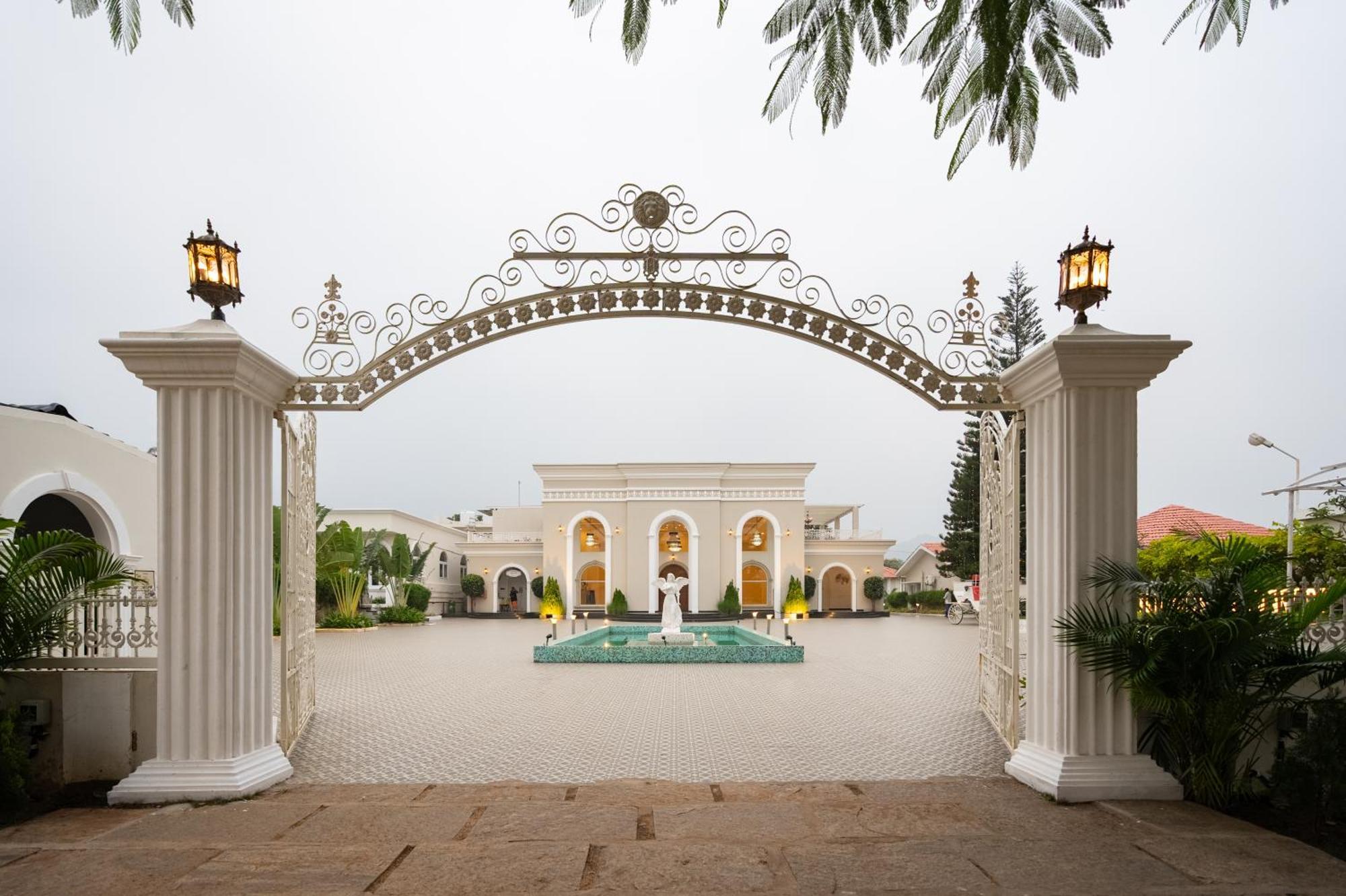 Csr Landmark Resorts Coimbatore Exterior photo